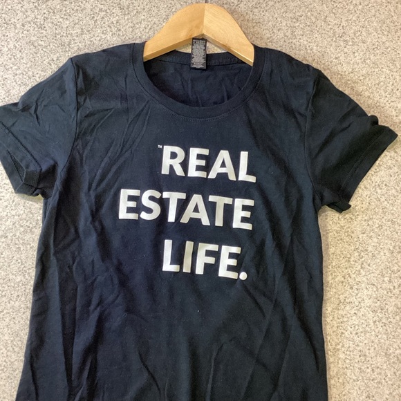 Real Estate Life T-Shirt - Picture 4 of 8